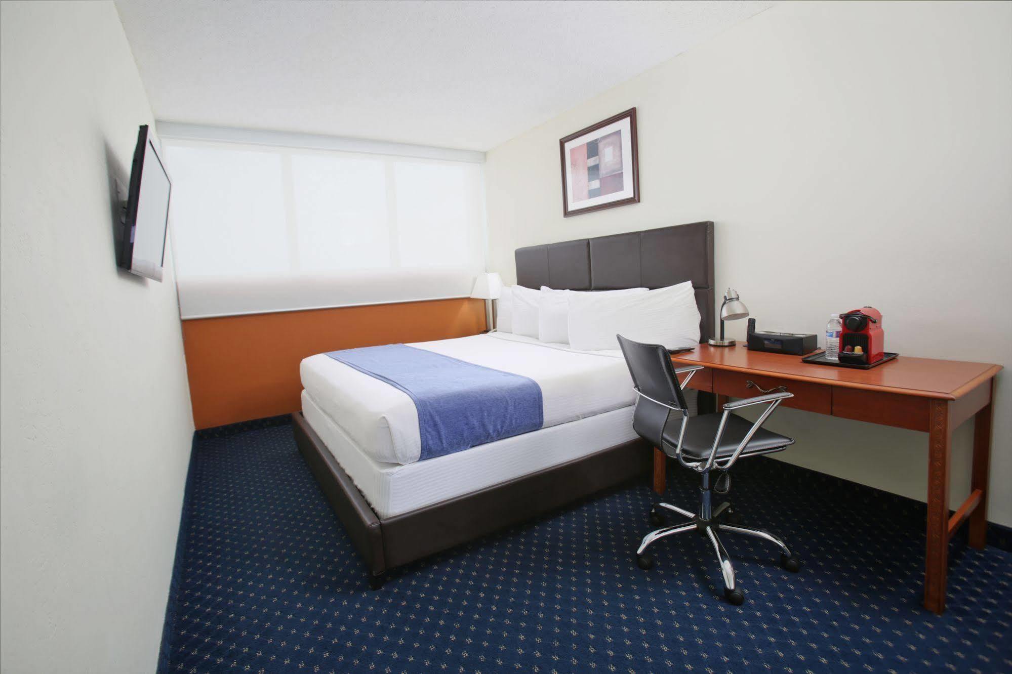 San Juan Airport Hotel Luaran gambar
